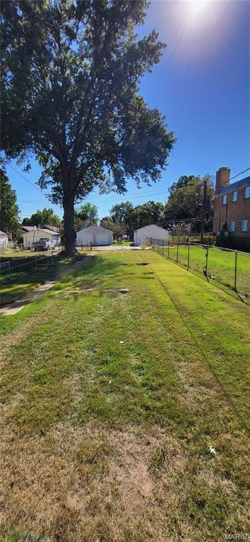 Foys Ivanhoe Add - Residential