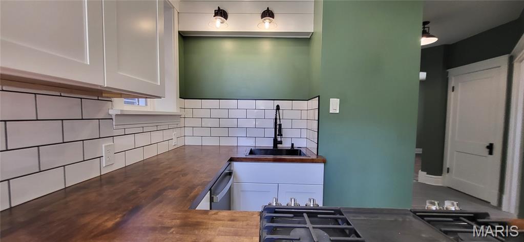 Foys Ivanhoe Add - Residential