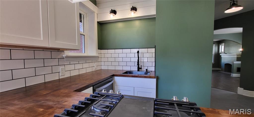 Foys Ivanhoe Add - Residential