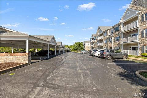 Tiny photo for 1 Monarch Trace Court #303, Chesterfield, MO 63017 (MLS # 26027527)