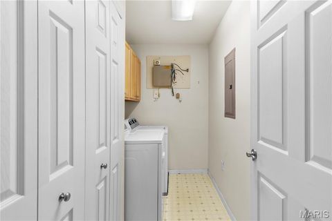 Tiny photo for 1 Monarch Trace Court #303, Chesterfield, MO 63017 (MLS # 26027527)
