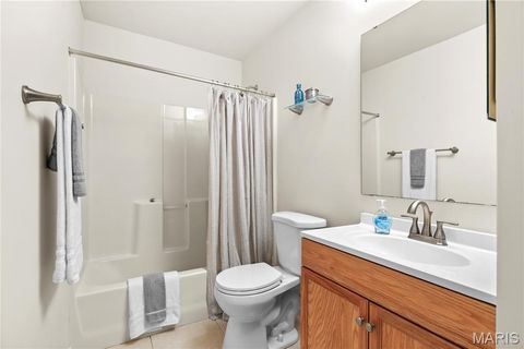 Tiny photo for 1 Monarch Trace Court #303, Chesterfield, MO 63017 (MLS # 26027527)