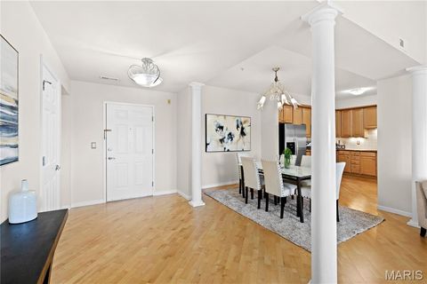 Tiny photo for 1 Monarch Trace Court #303, Chesterfield, MO 63017 (MLS # 26027527)