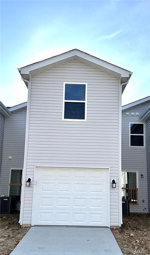 Tiny photo for 328 Fall Harvest Parkway, Wentzville, MO 63385 (MLS # 26002416)