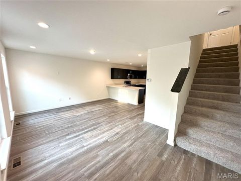 Tiny photo for 328 Fall Harvest Parkway, Wentzville, MO 63385 (MLS # 26002416)