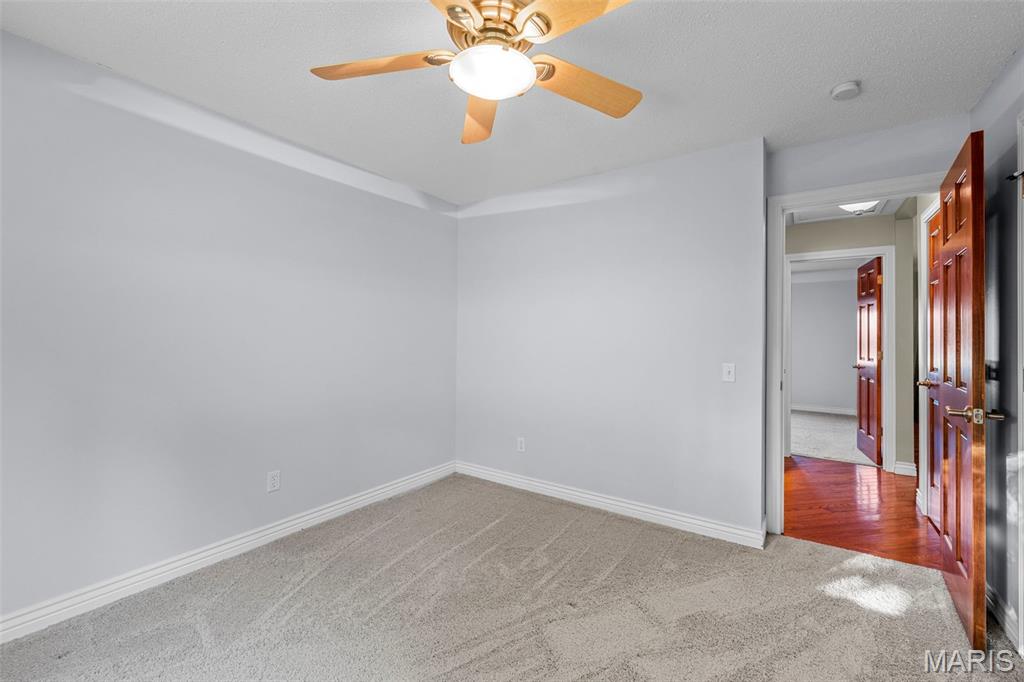 Somerset Ridge 3 27O120020 8 - Residential