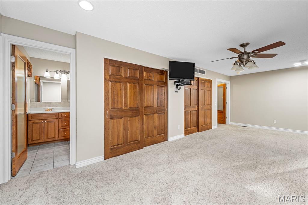 Somerset Ridge 3 27O120020 8 - Residential