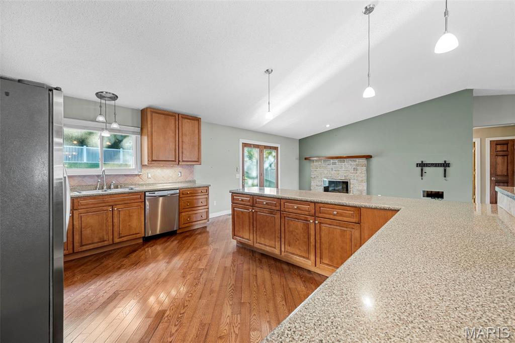 Somerset Ridge 3 27O120020 8 - Residential