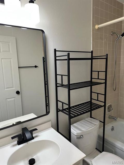 Tiny photo for 1933 Meadowtree Lane, Kirkwood, MO 63122 (MLS # 25067524)