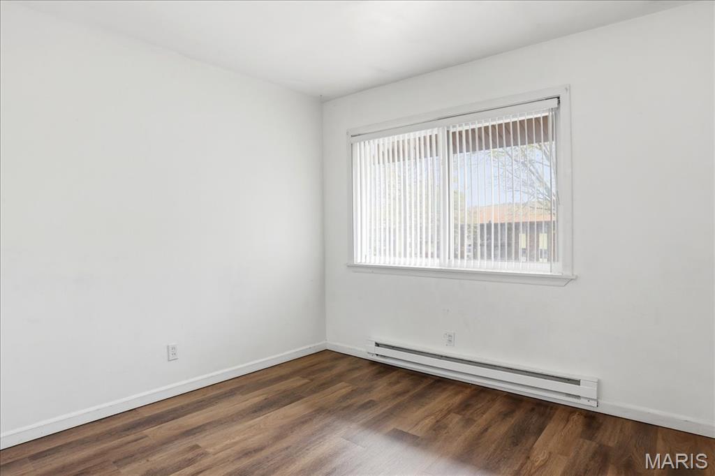 Hazelcrest Condo - Residential