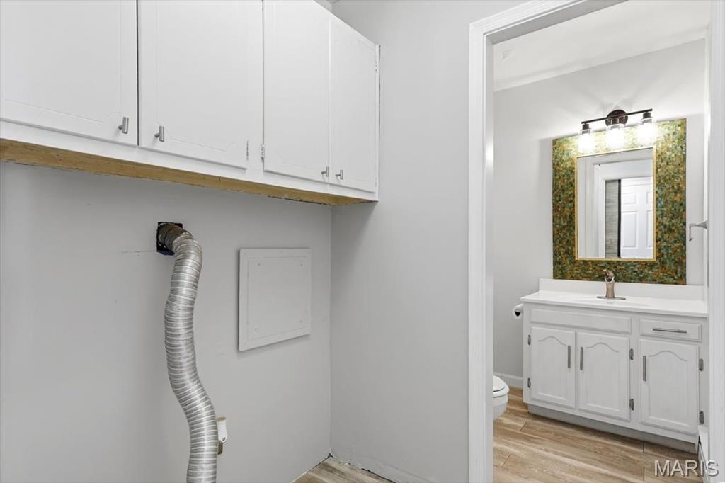 Hazelcrest Condo - Residential