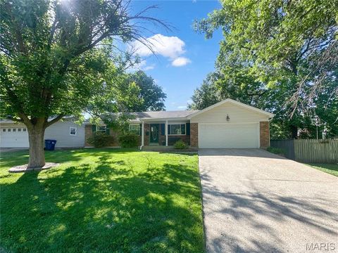 Tiny photo for 775 Gerald Avenue, Hazelwood, MO 63031 (MLS # 26030134)
