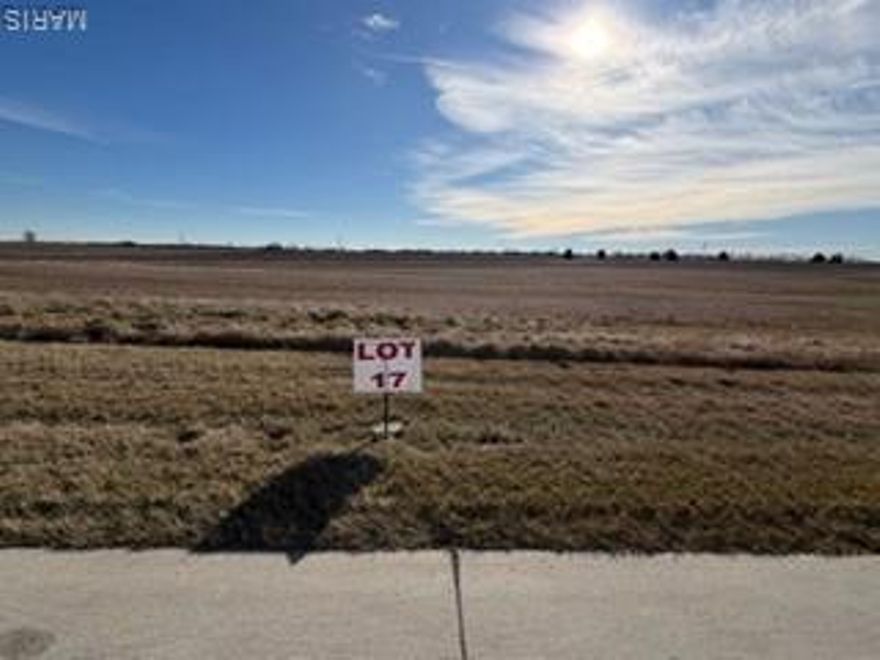 Build your Next Home on one of these Beautiful 3+/- acre lots, located just minutes away from St. Paul, MO off Freymuth Rd in the newly developed Quail Ridge Subdivision! These gently rolling lots, which overlook Agricultural fields, feature Electric & Fiber Internet, and they allow you to bring your own Builder. Just 4.5 miles away from I-70 at Lake Saint Louis, this development makes for an easy commute. Come take a look before these lots are all gone! Additional Rooms: In Platted Subdv.