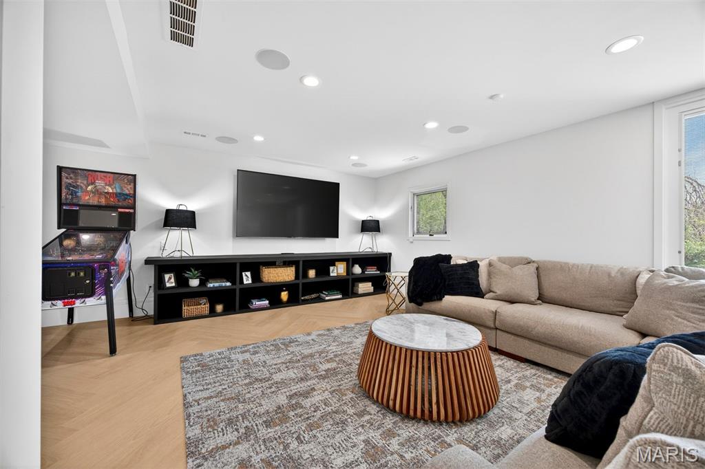 Mosley Meadows - Residential