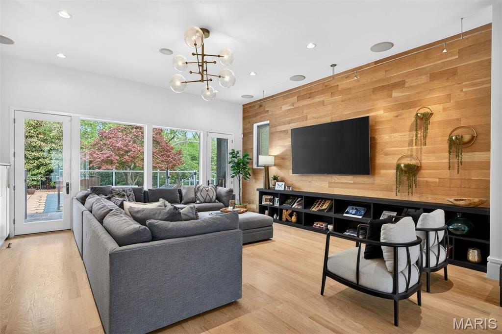 Mosley Meadows - Residential