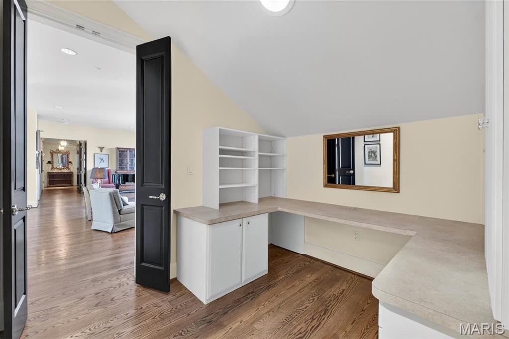 Forest Court Commons Condo - Residential