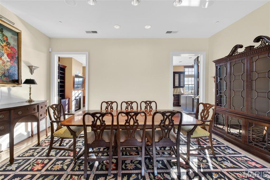 Forest Court Commons Condo - Residential