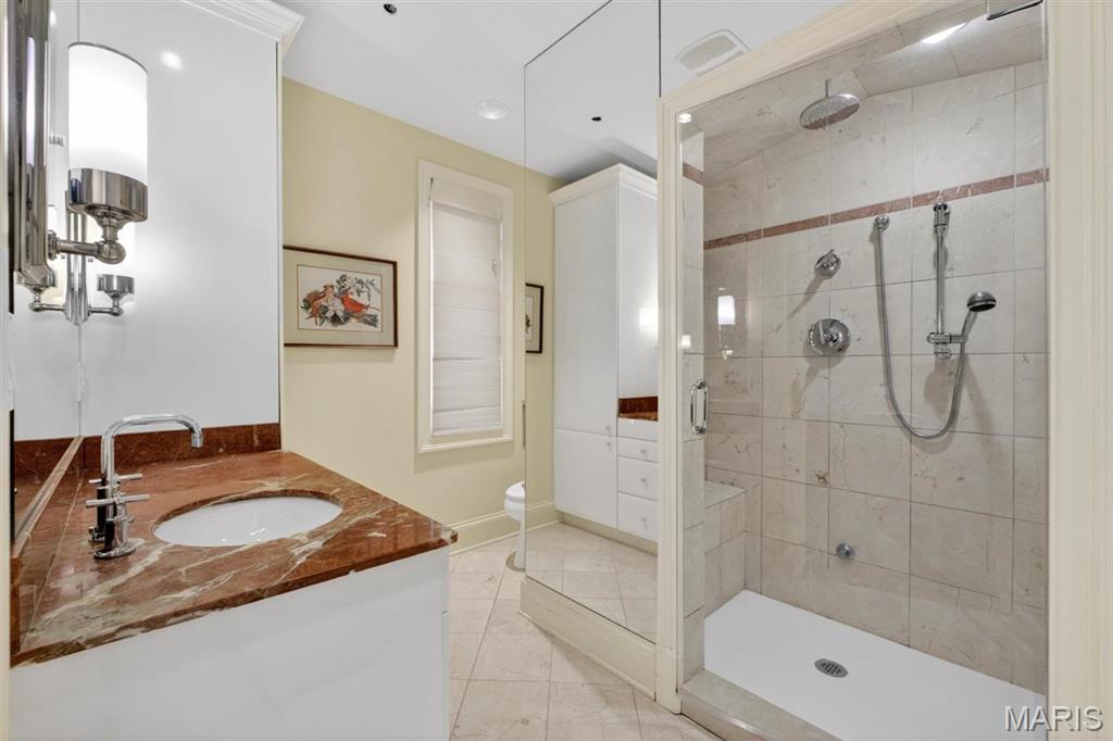 Forest Court Commons Condo - Residential