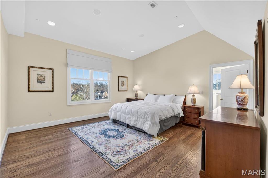 Forest Court Commons Condo - Residential