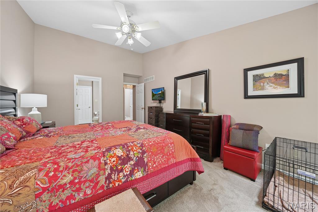 Villas At Ladue Bluffs One - Residential
