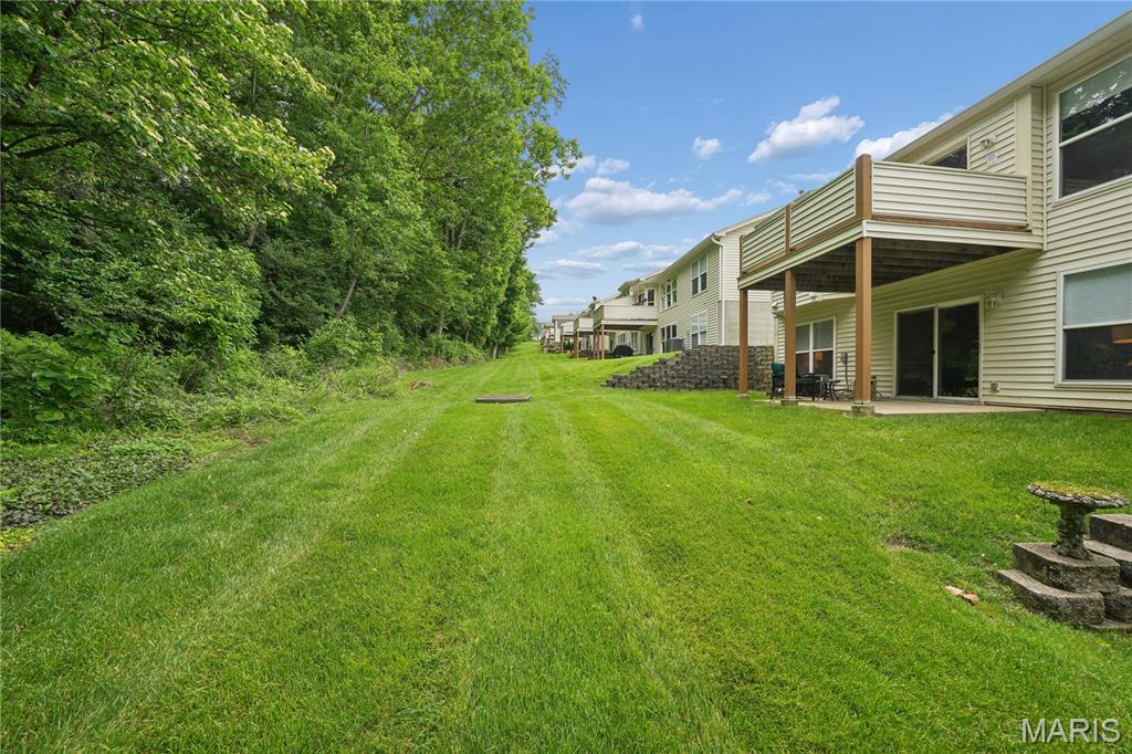 Villas At Ladue Bluffs One - Residential