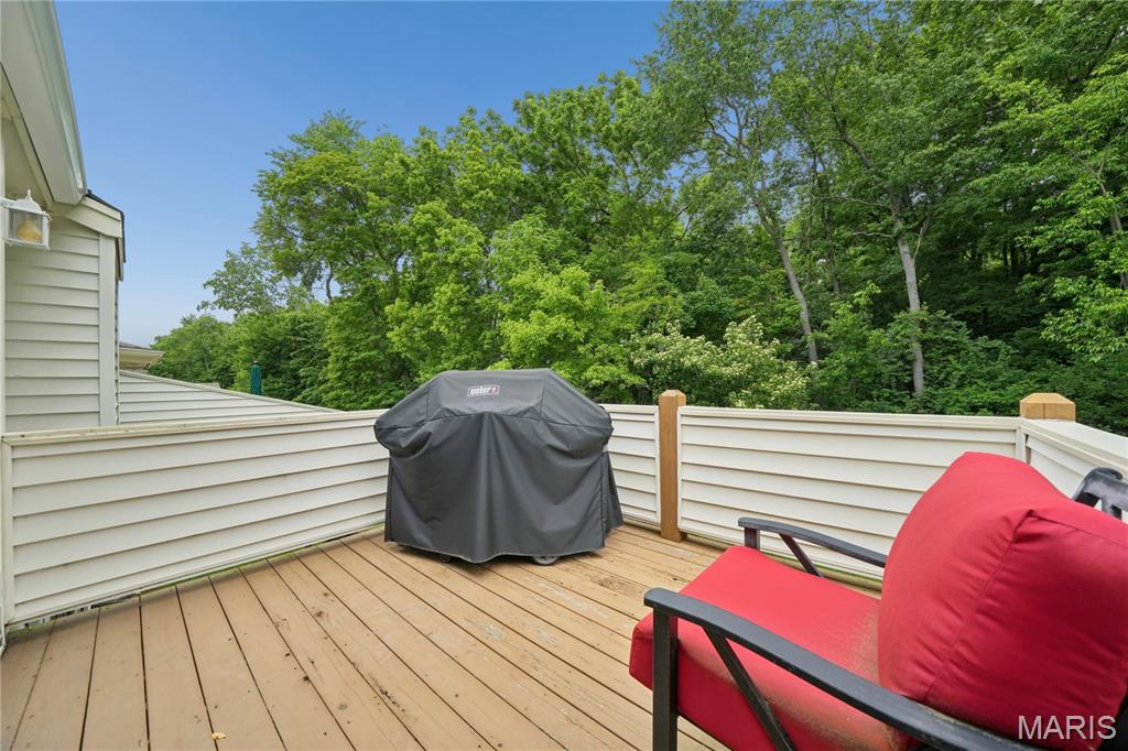 Villas At Ladue Bluffs One - Residential