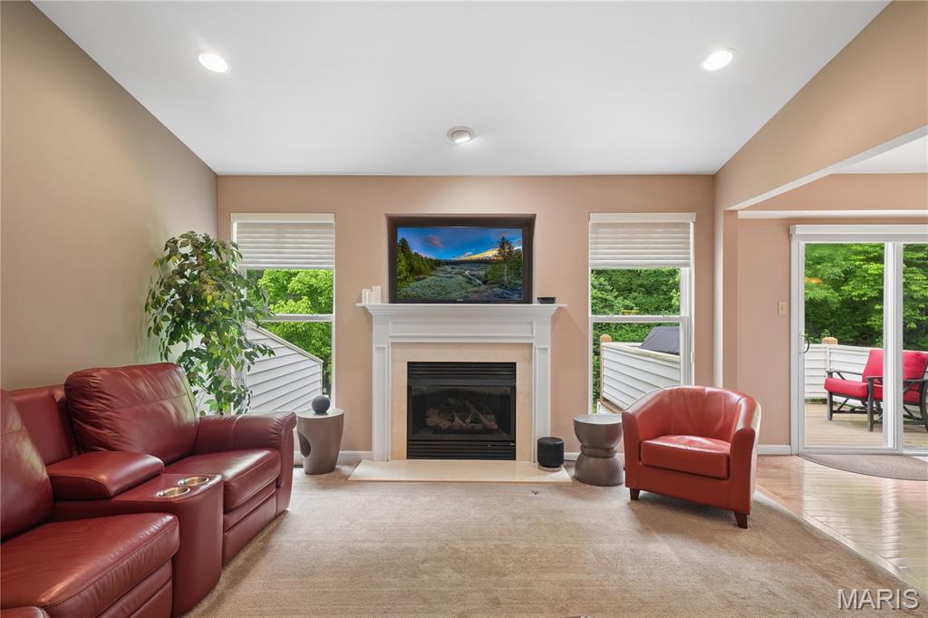 Villas At Ladue Bluffs One - Residential