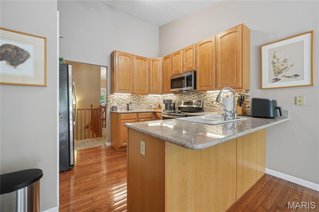 Villas At Ladue Bluffs One - Residential