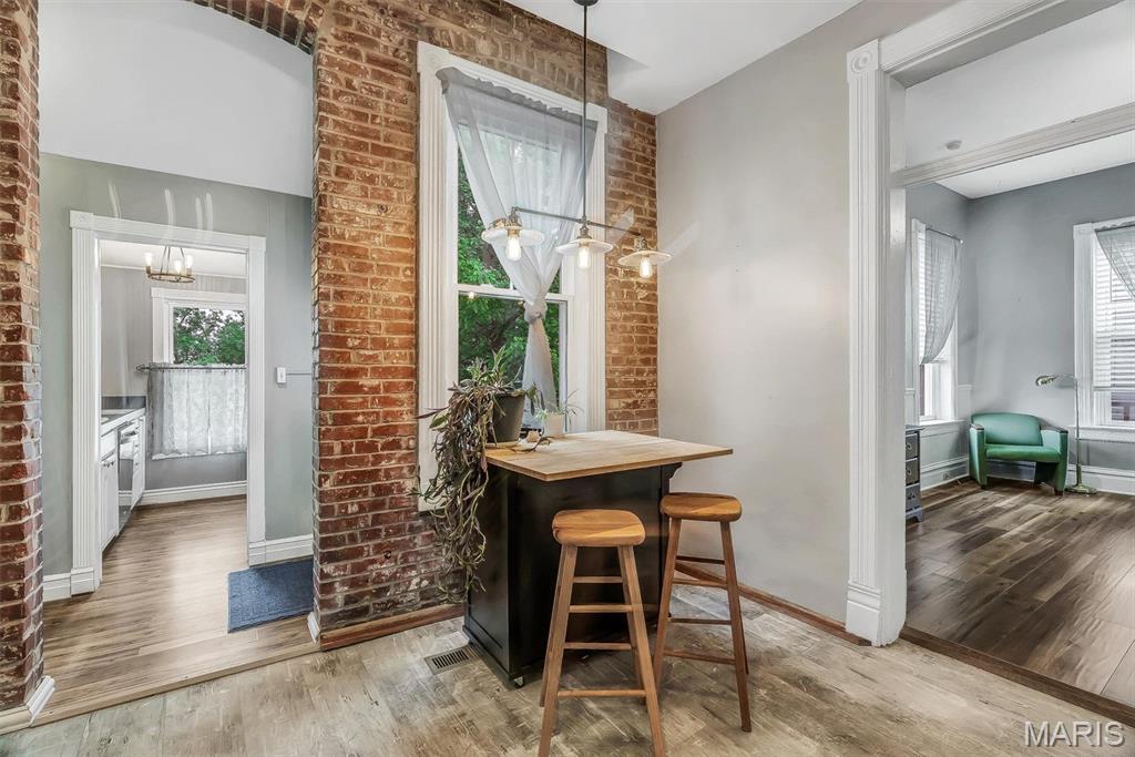 City/St Charles - Residential