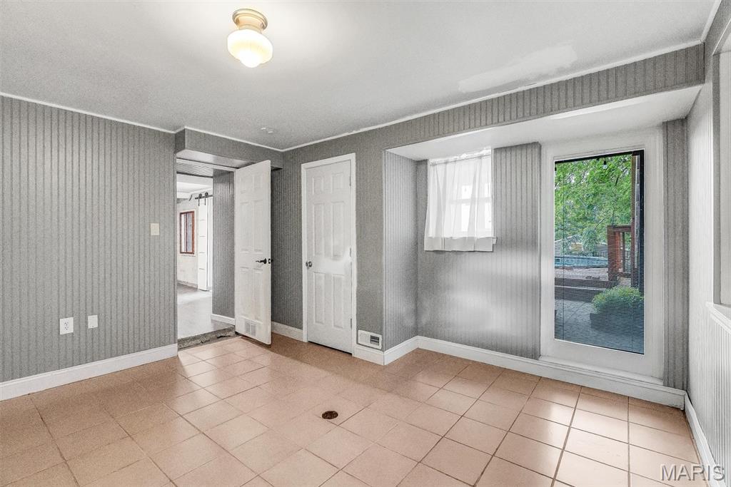 City/St Charles - Residential