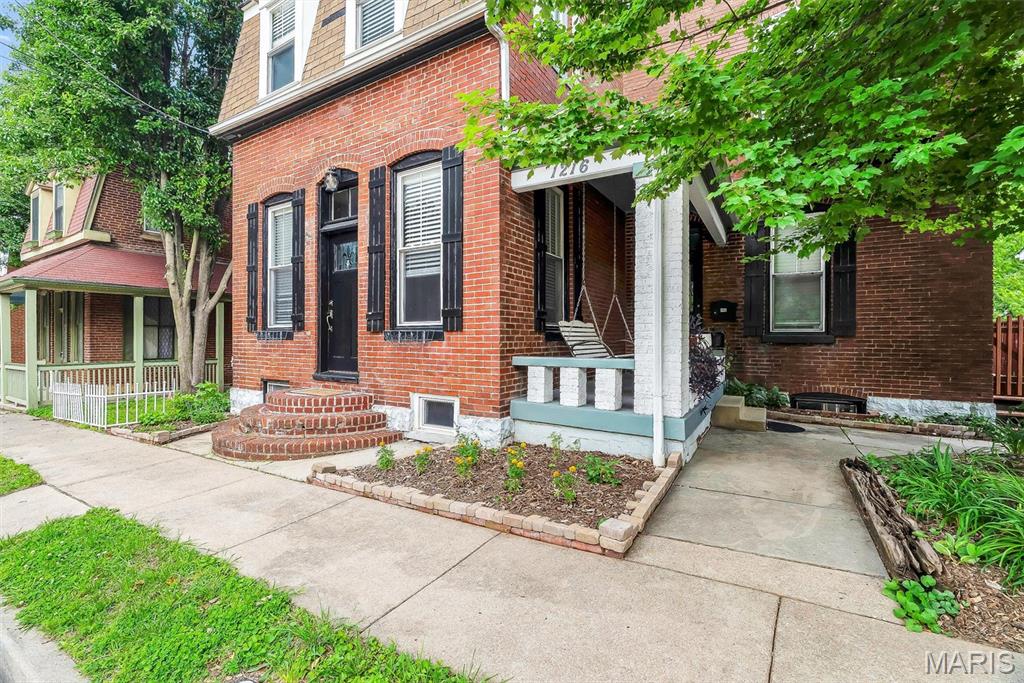 City/St Charles - Residential
