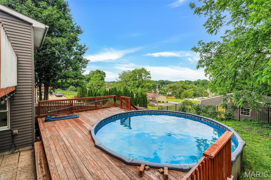 City/St Charles - Residential