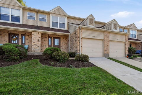 Photo of 2433 Sandalwood Creek Court, Wildwood, MO 63038 (MLS # 26064619)