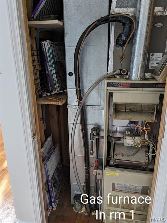 W E Fites Sub - Residential Lease