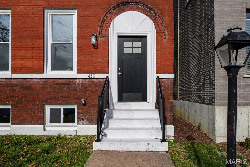 4211 Norfolk Avenue