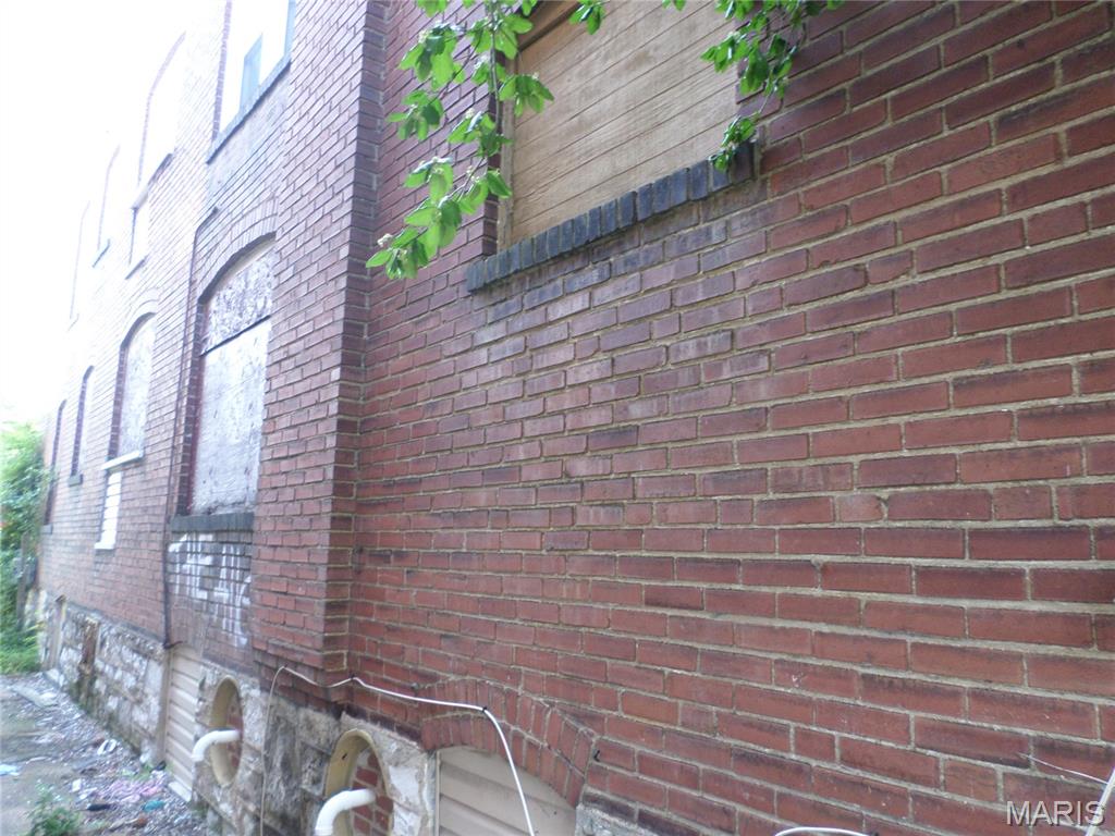 Jones Add - Residential Income