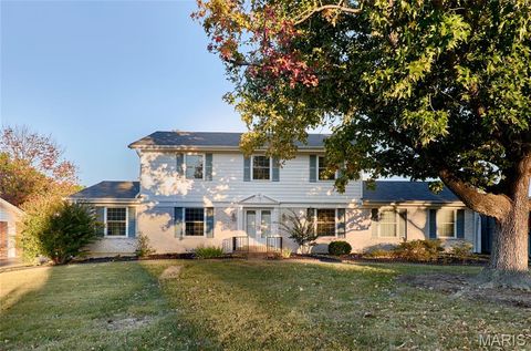 407 Lennox Drive Ballwin MO 63011
