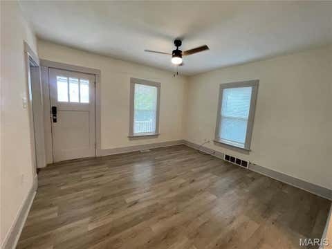 Tiny photo for 1527 N Main Street, Cape Girardeau, MO 63701 (MLS # 26035388)