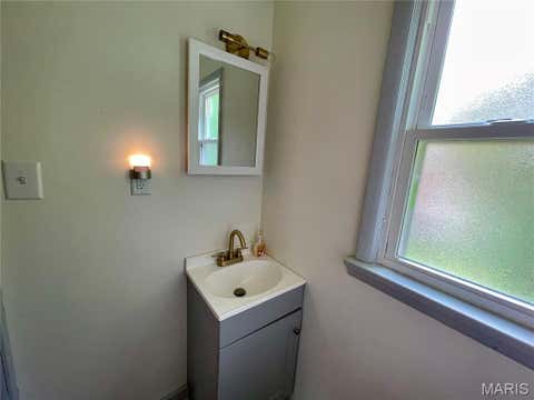 Tiny photo for 1527 N Main Street, Cape Girardeau, MO 63701 (MLS # 26035388)