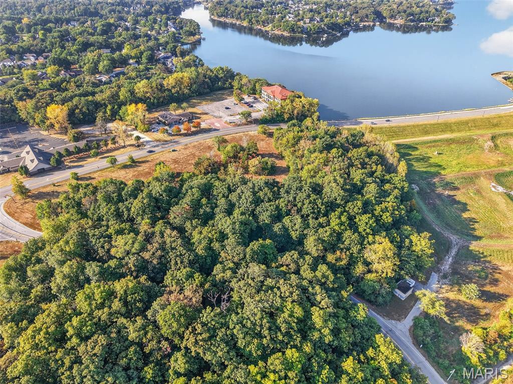 5.82 Ac Lake St. Louis Boulevard