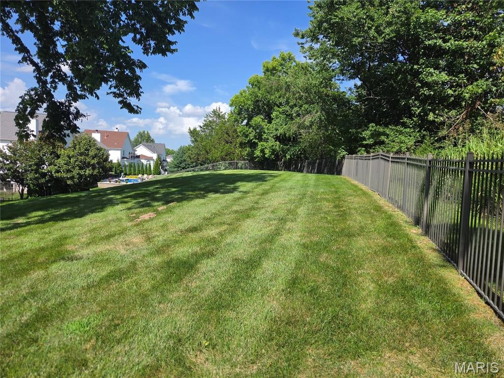 1671 Whispering Hollow Court