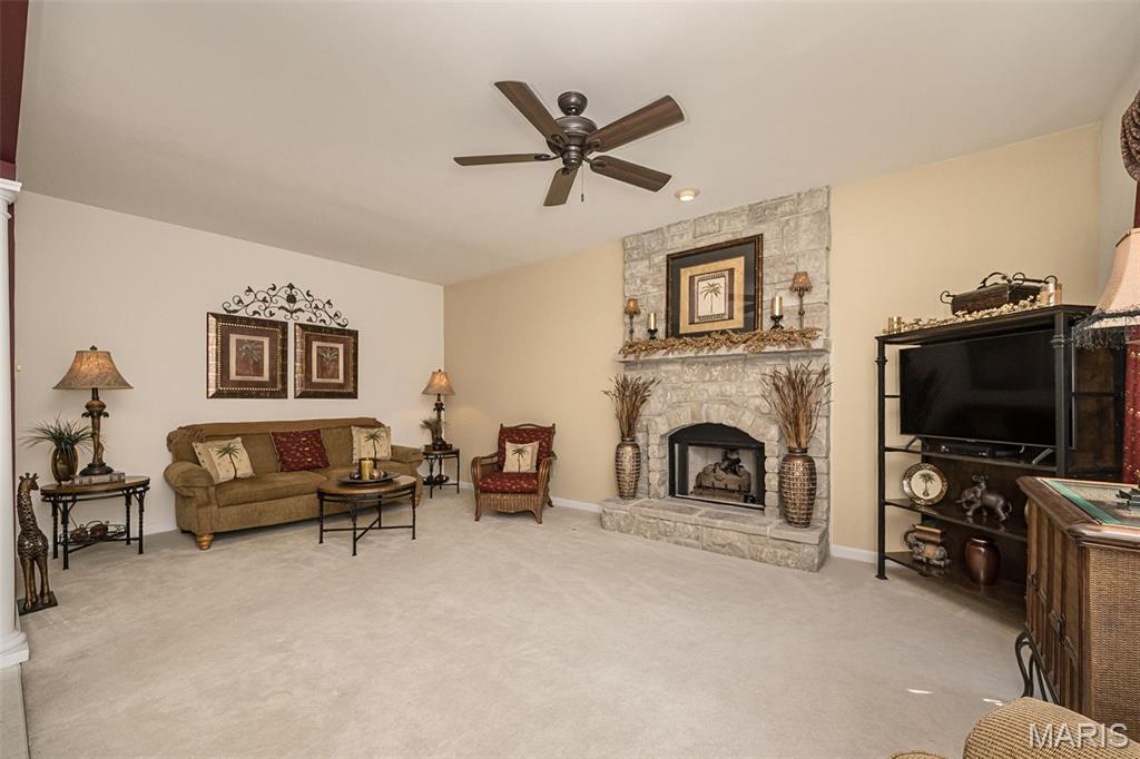 1671 Whispering Hollow Court