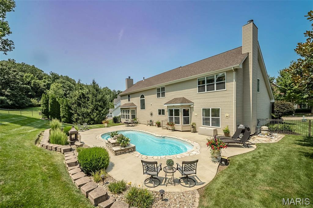 1671 Whispering Hollow Court