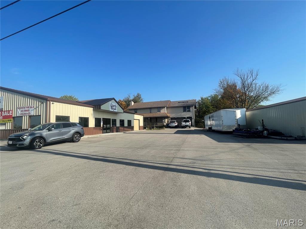1307 Old Highway 50