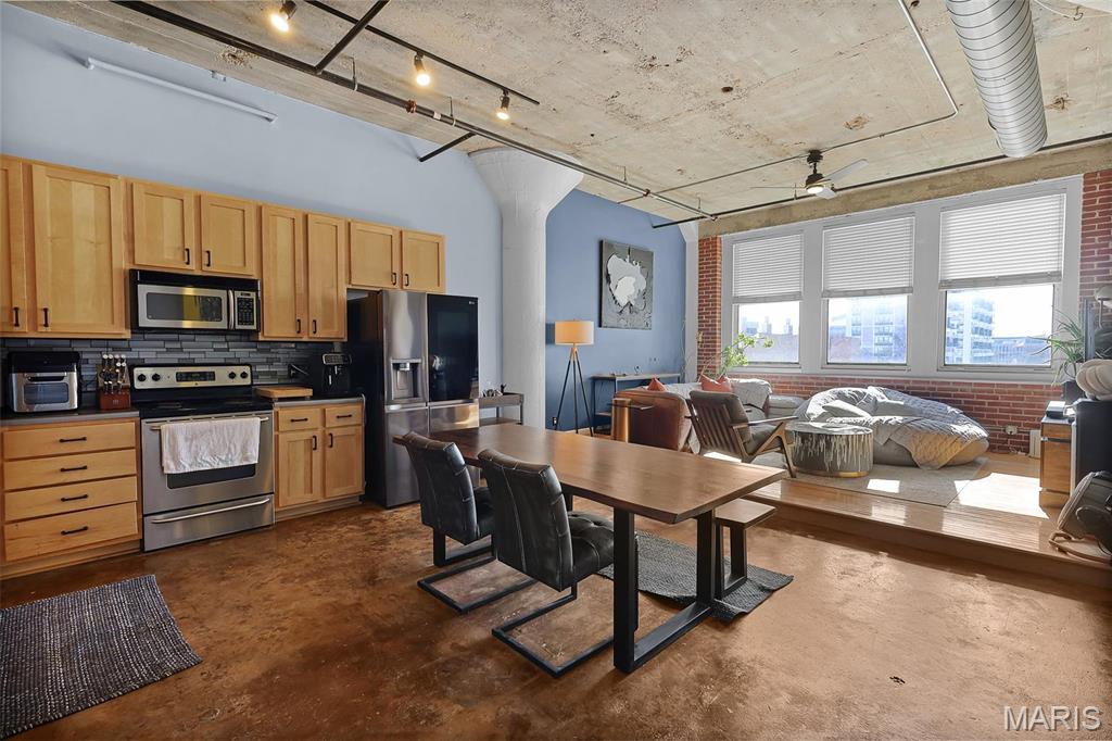 1511 Locust Street 308