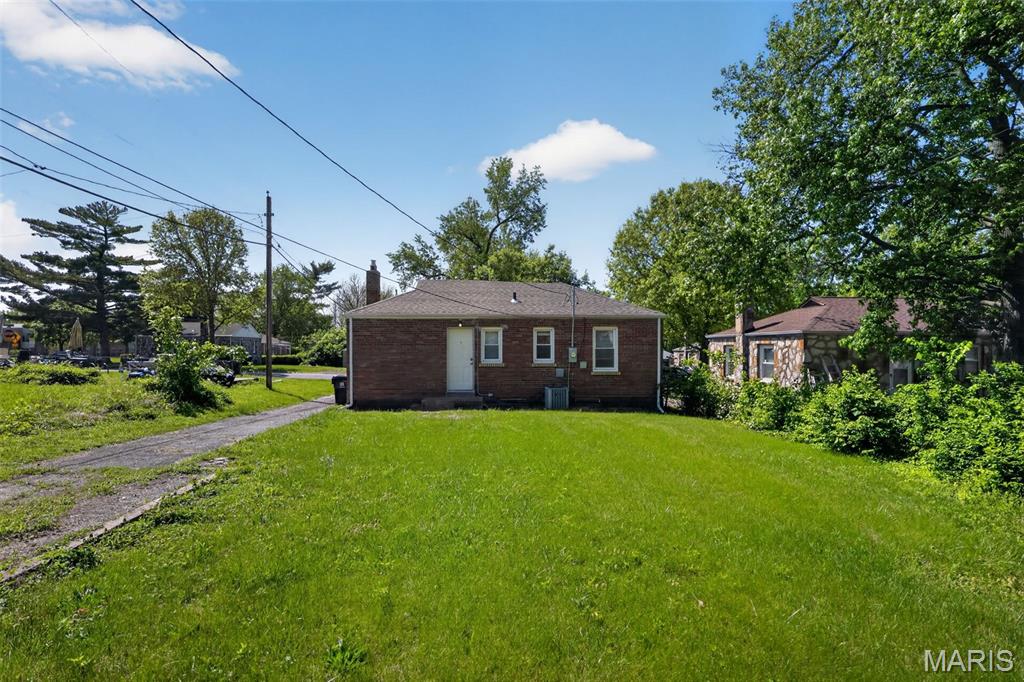 Subd Of Lts 10 11 12 Of Walton Dale - Residential