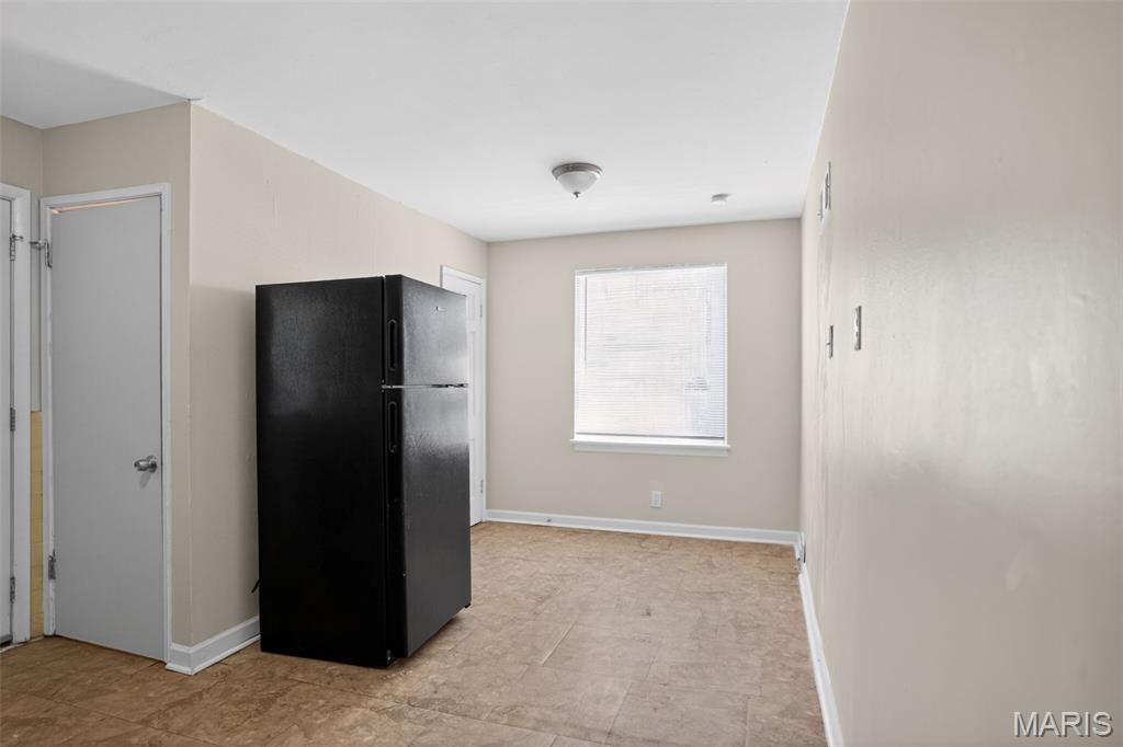 Subd Of Lts 10 11 12 Of Walton Dale - Residential