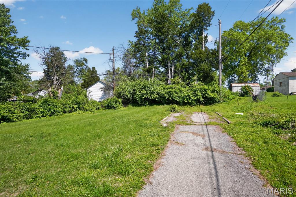 Subd Of Lts 10 11 12 Of Walton Dale - Residential