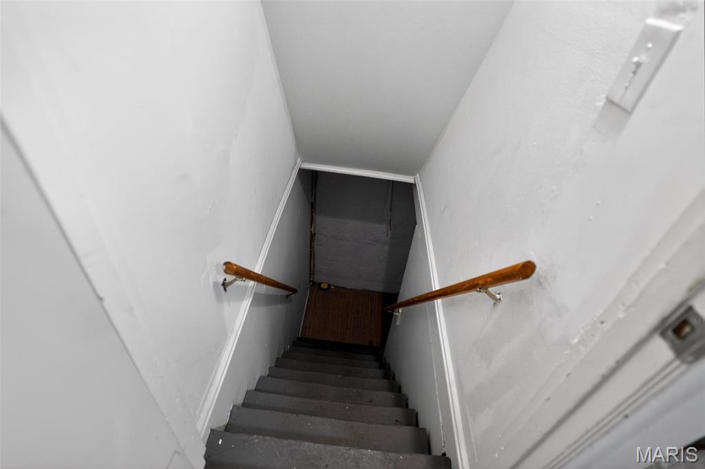 Subd Of Lts 10 11 12 Of Walton Dale - Residential