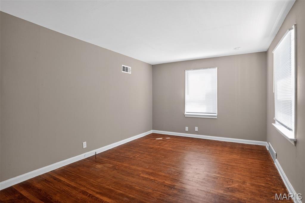 Subd Of Lts 10 11 12 Of Walton Dale - Residential